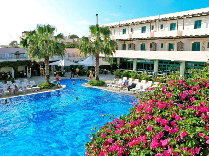 Costa Del Salento Village Удженто Екстер'єр фото
